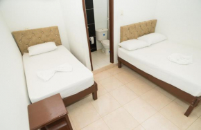 Гостиница Hotel Clau  Нуки